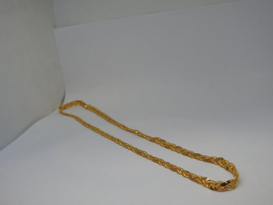 Tri-Twist Chain