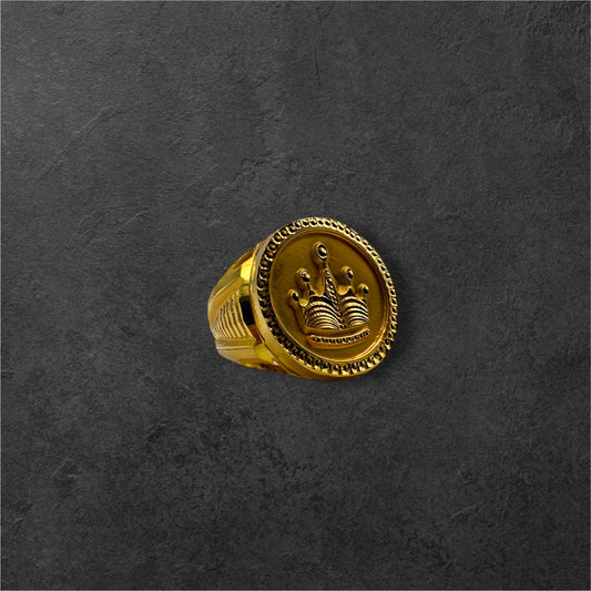 22Ct Men's Ring with Crown Design