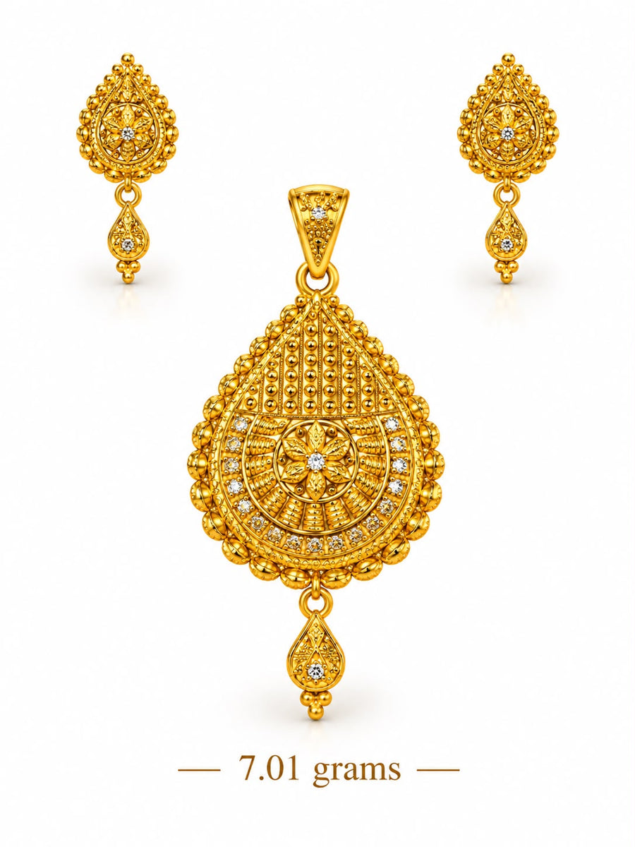 22ct Gold Teardrop Pendant and Earrings Set